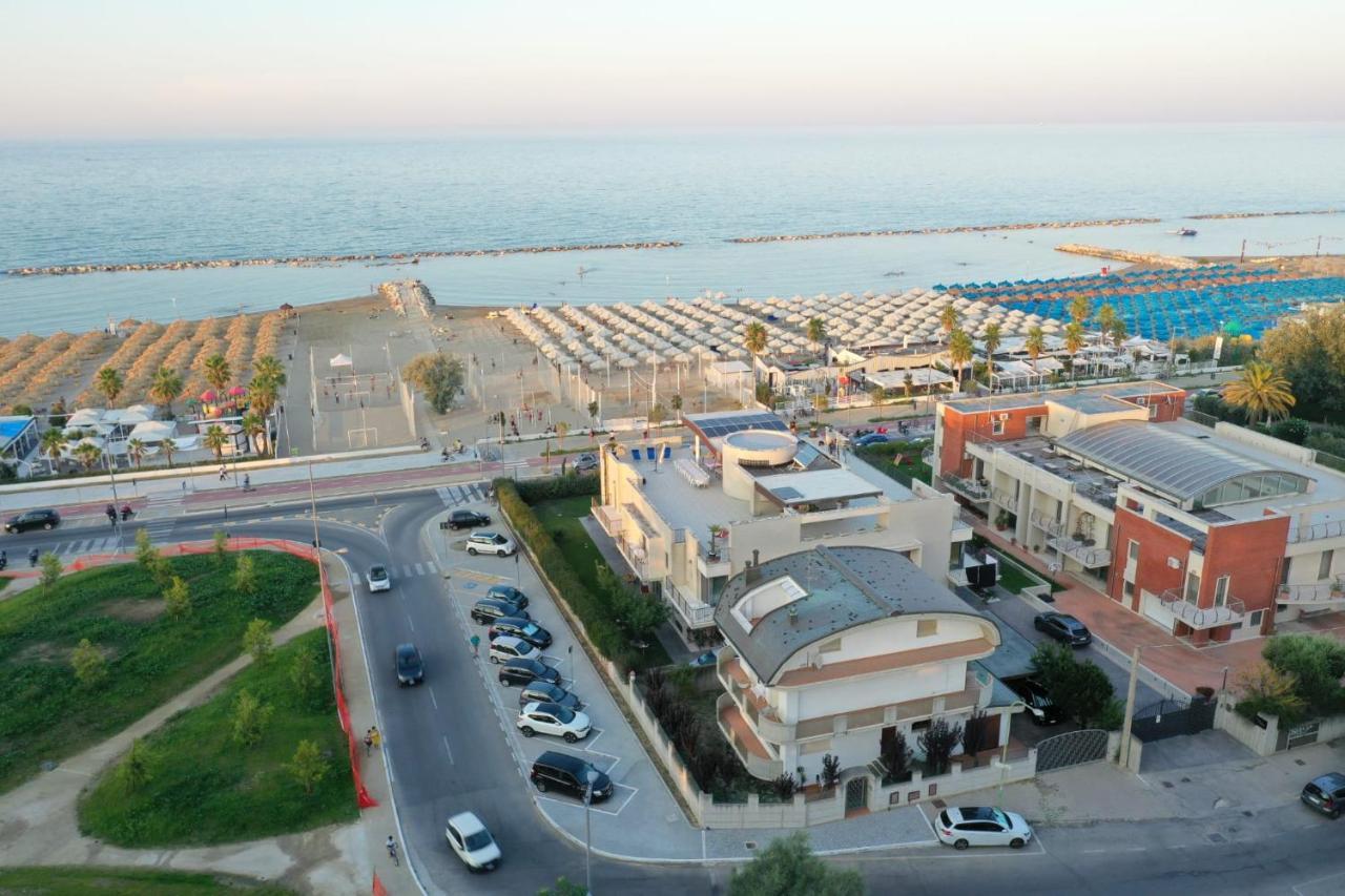 Il Sorriso Di Angelina Bed & Breakfast Pescara Luaran gambar