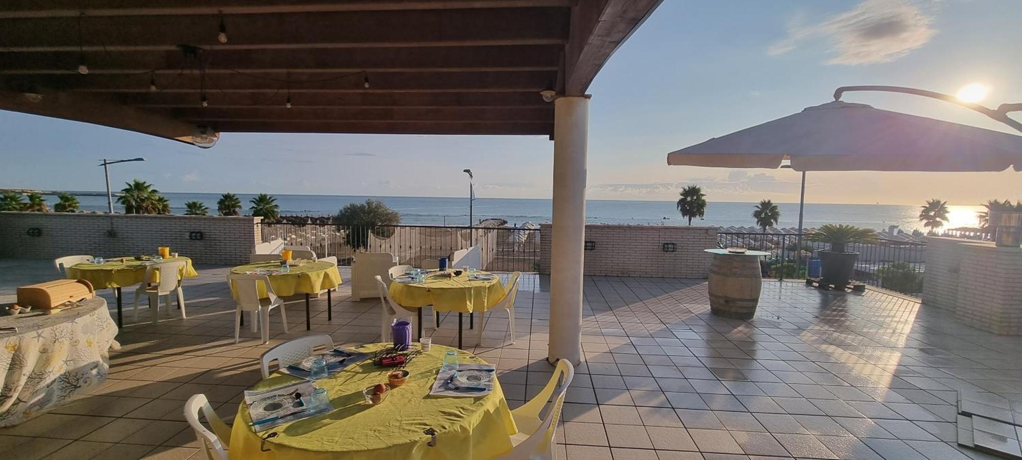 Il Sorriso Di Angelina Bed & Breakfast Pescara Luaran gambar